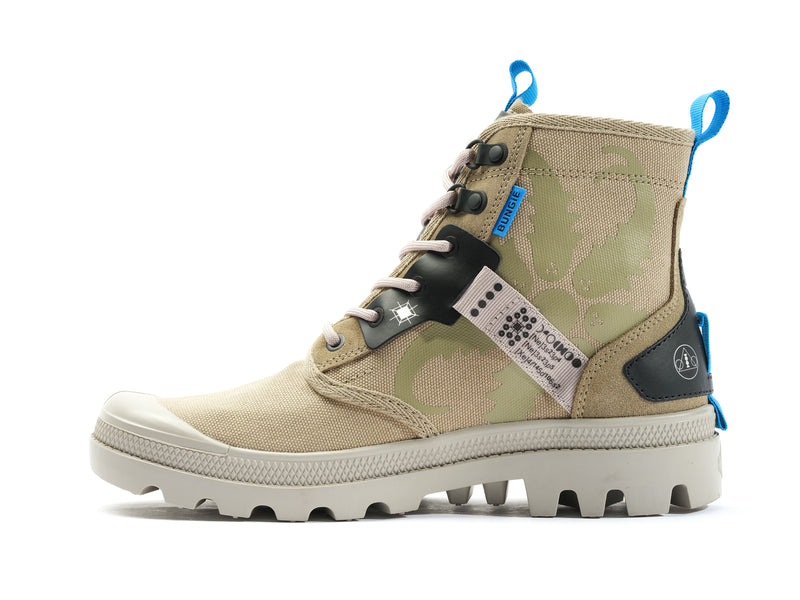 Palladium Pampa Witch Queen X Destiny Women's Boots Dune | 294130-TSG